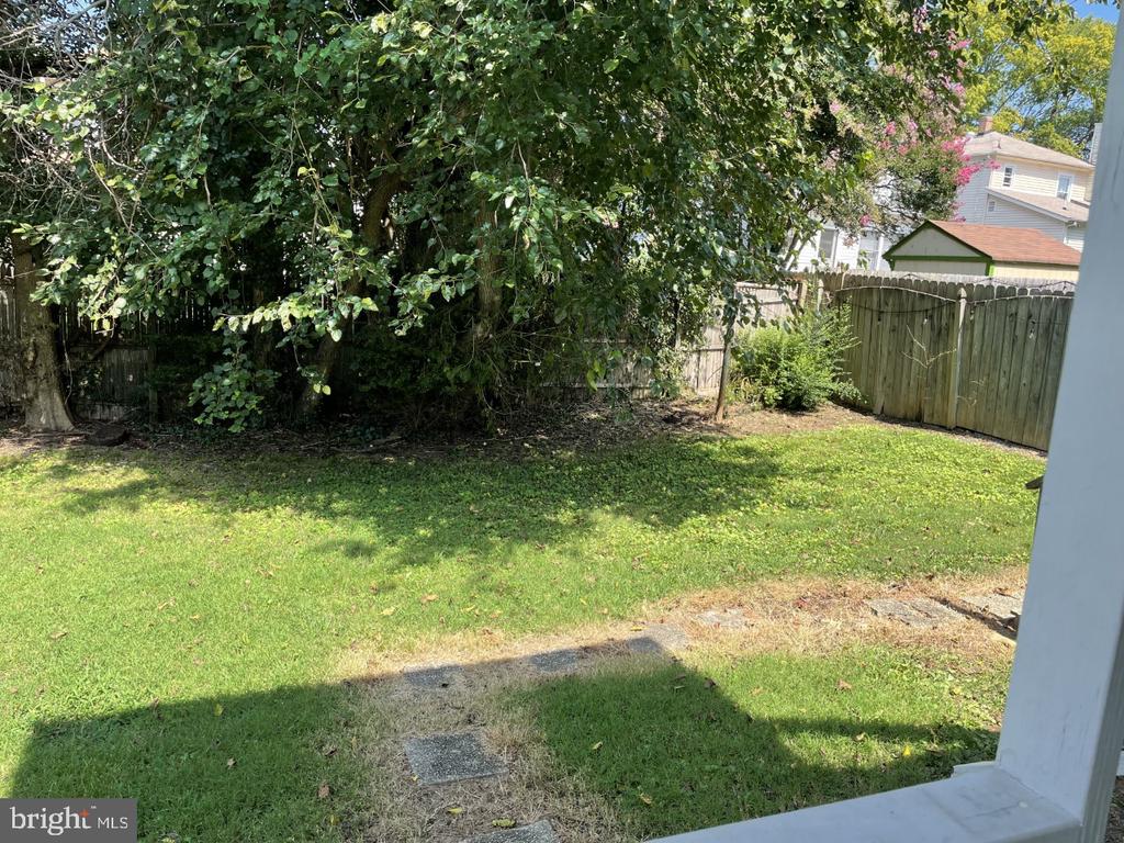 1417 HANOVER STREET Unit: APT A