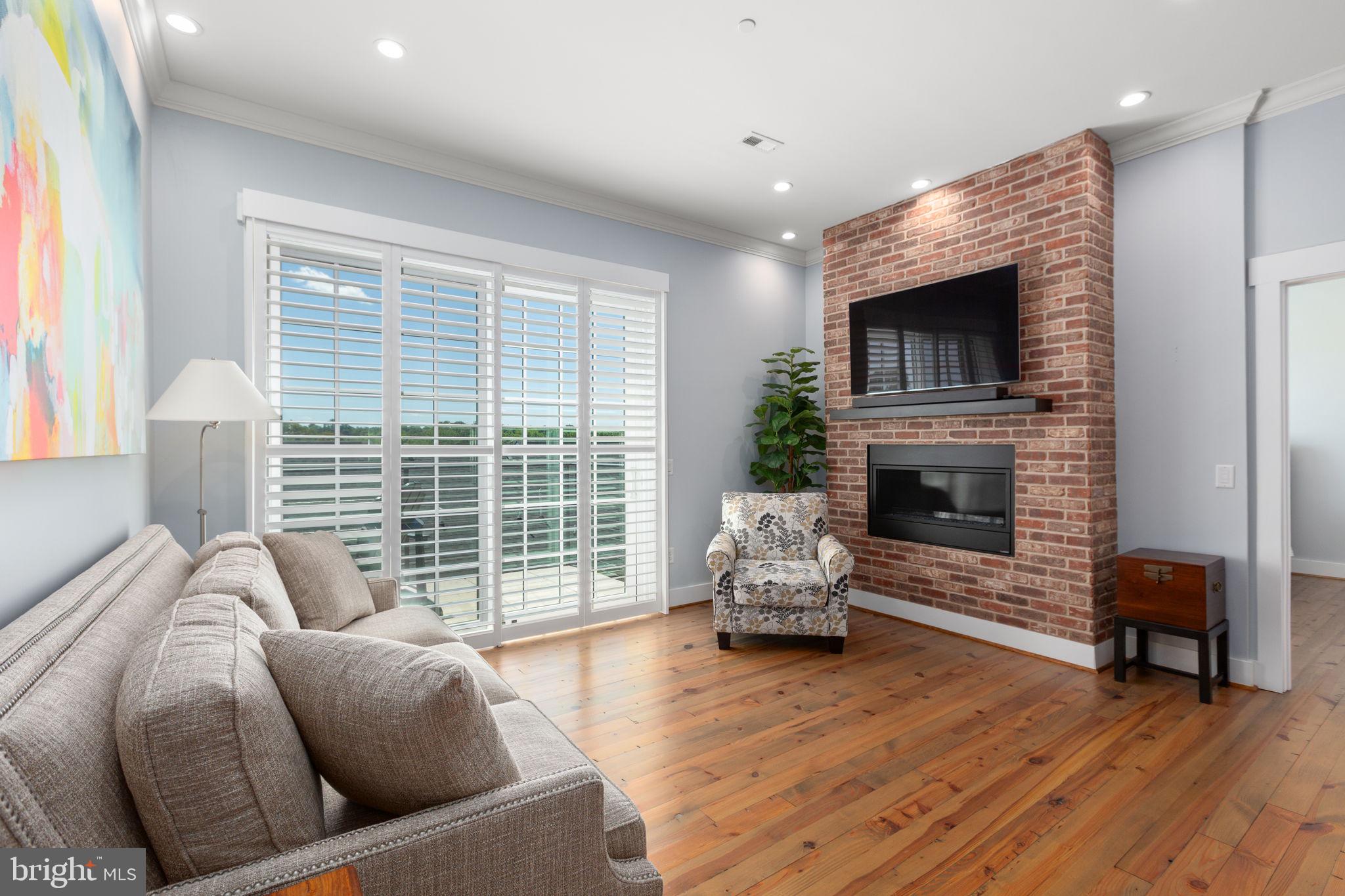 310 FREDERICK STREET 403