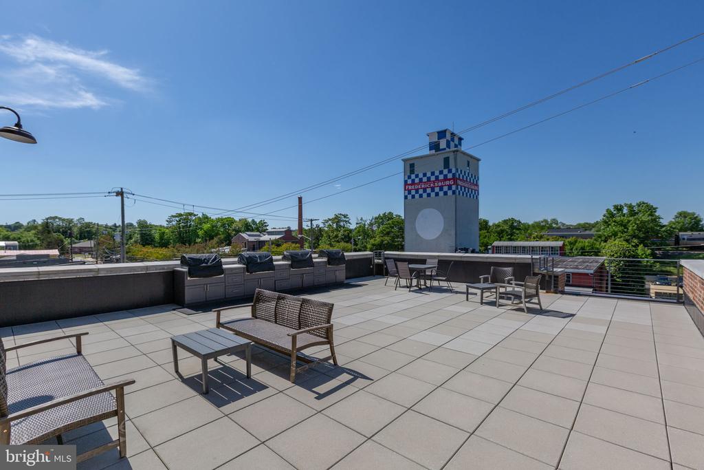 310 FREDERICK STREET 403