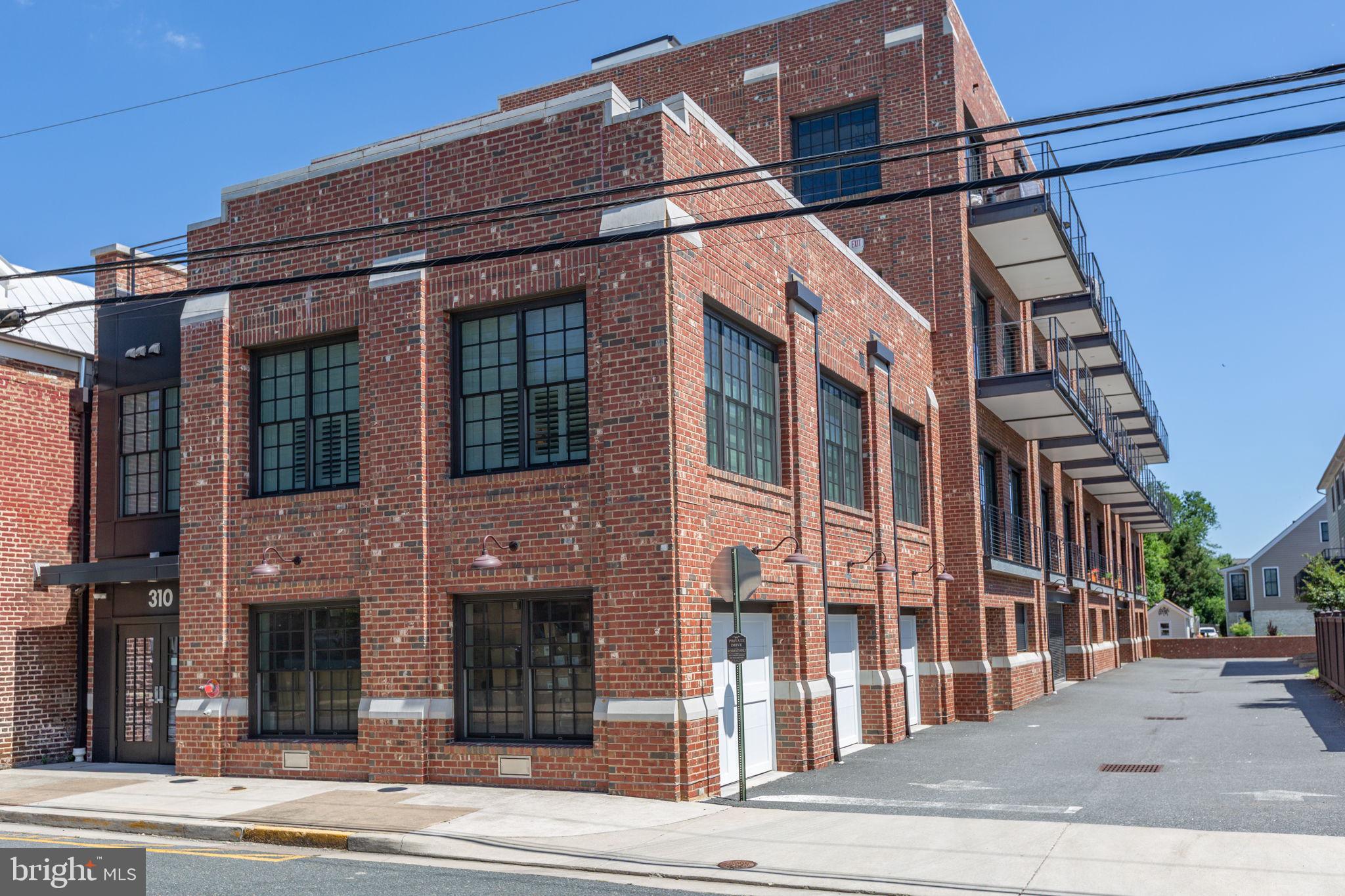 310 FREDERICK STREET 403
