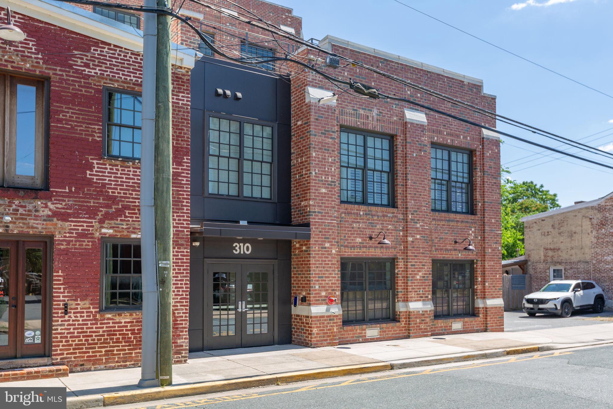 310 FREDERICK STREET 403
