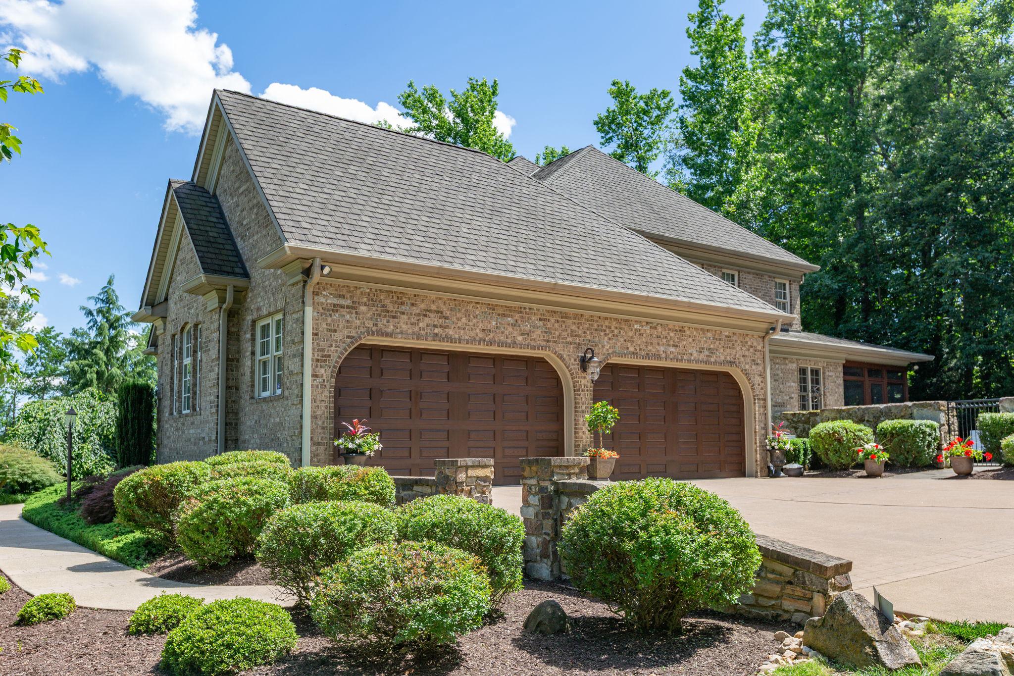 6 DELAHAY DRIVE