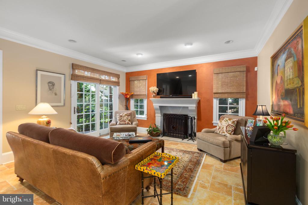 6 DELAHAY DRIVE