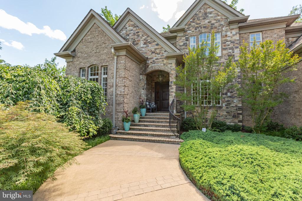 6 DELAHAY DRIVE