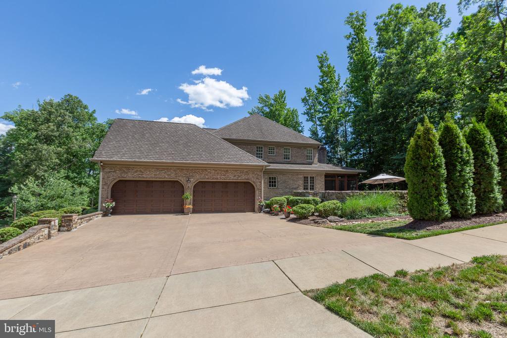 6 DELAHAY DRIVE