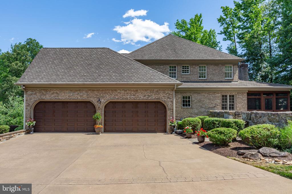 6 DELAHAY DRIVE