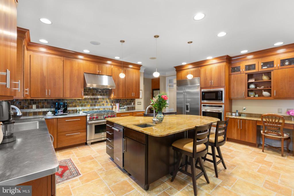 6 DELAHAY DRIVE