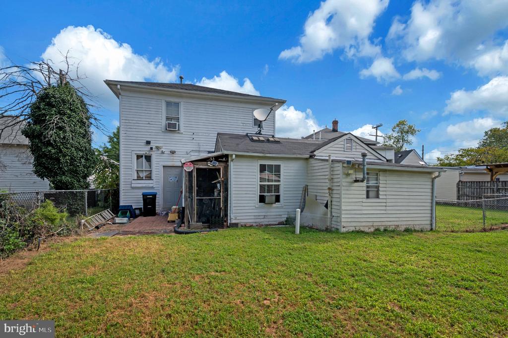 1806 FALL HILL AVENUE