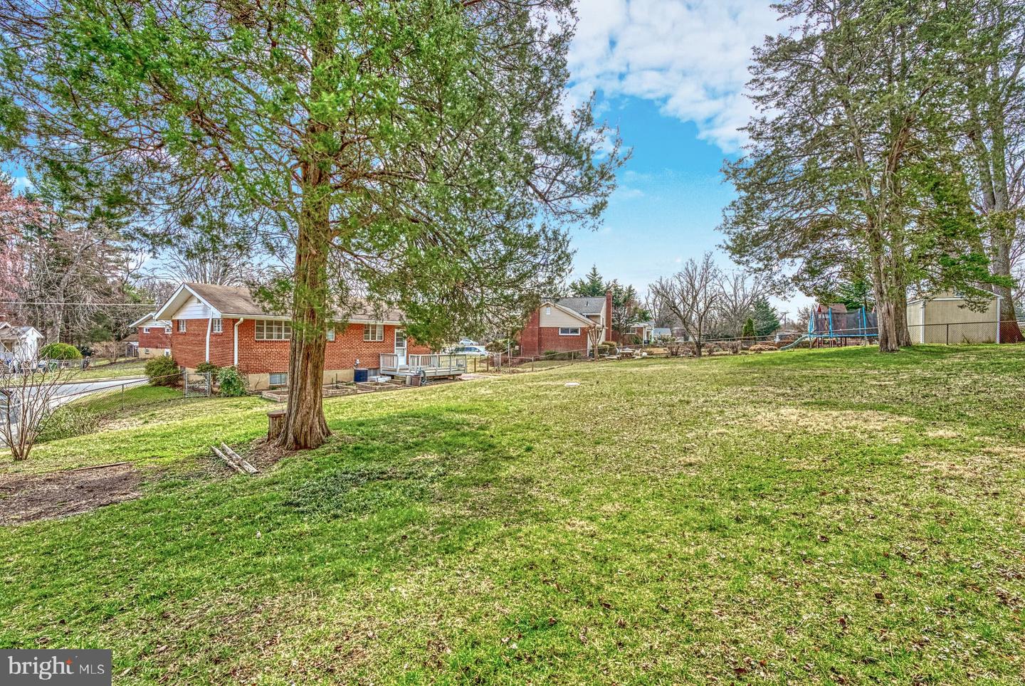 10234 Dale DRIVE