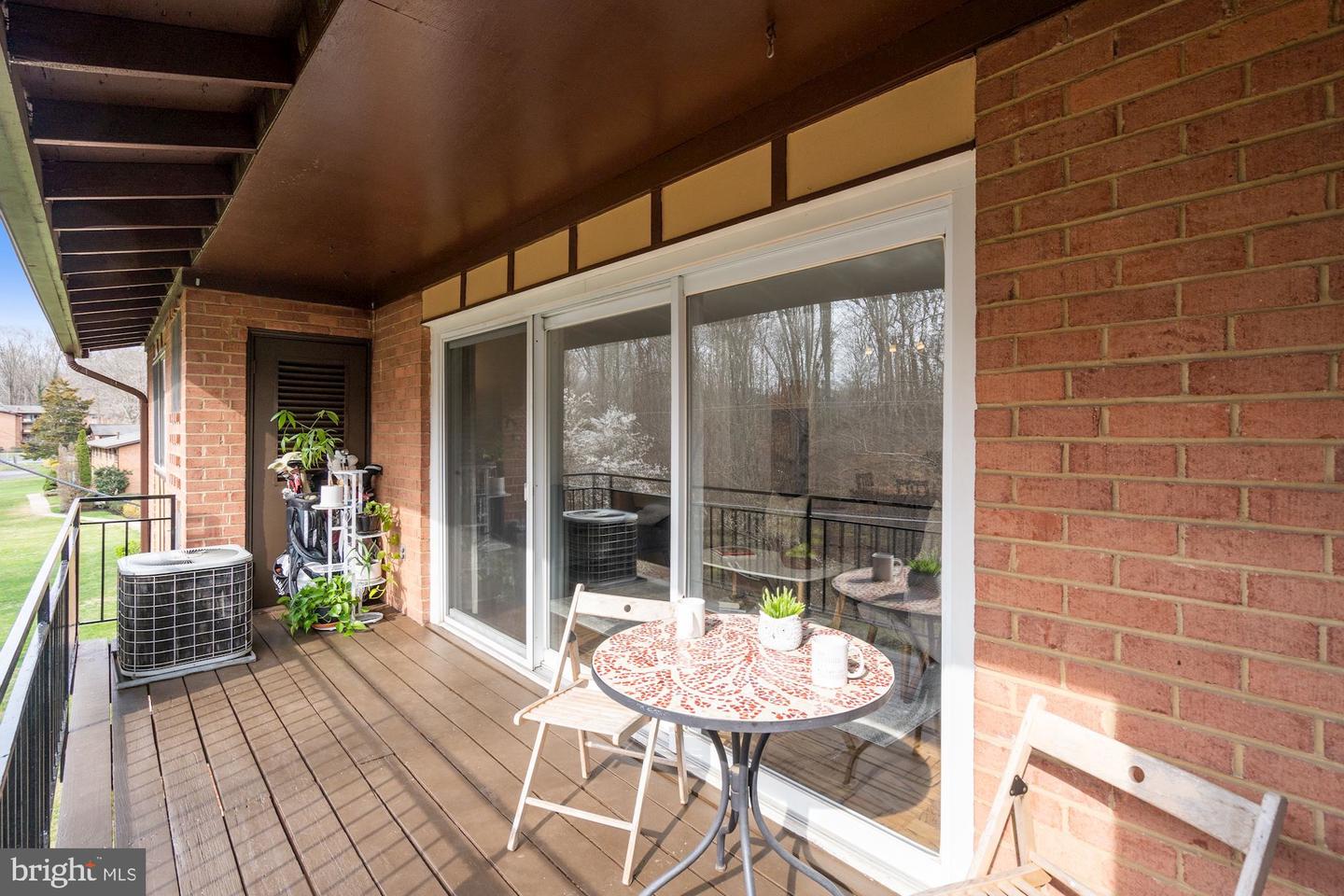 10027 Mosby Woods DRIVE Unit: 323