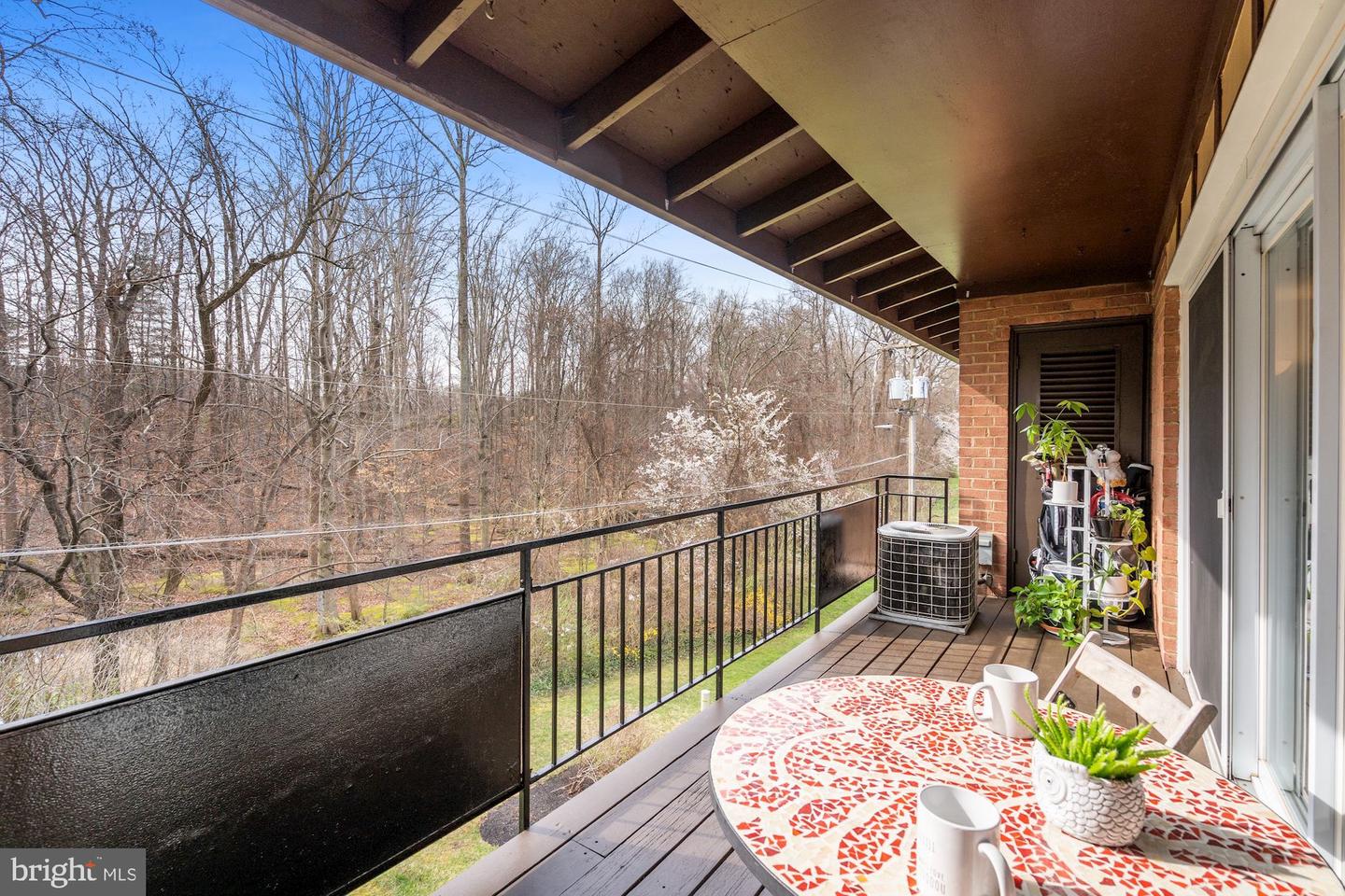 10027 Mosby Woods DRIVE Unit: 323