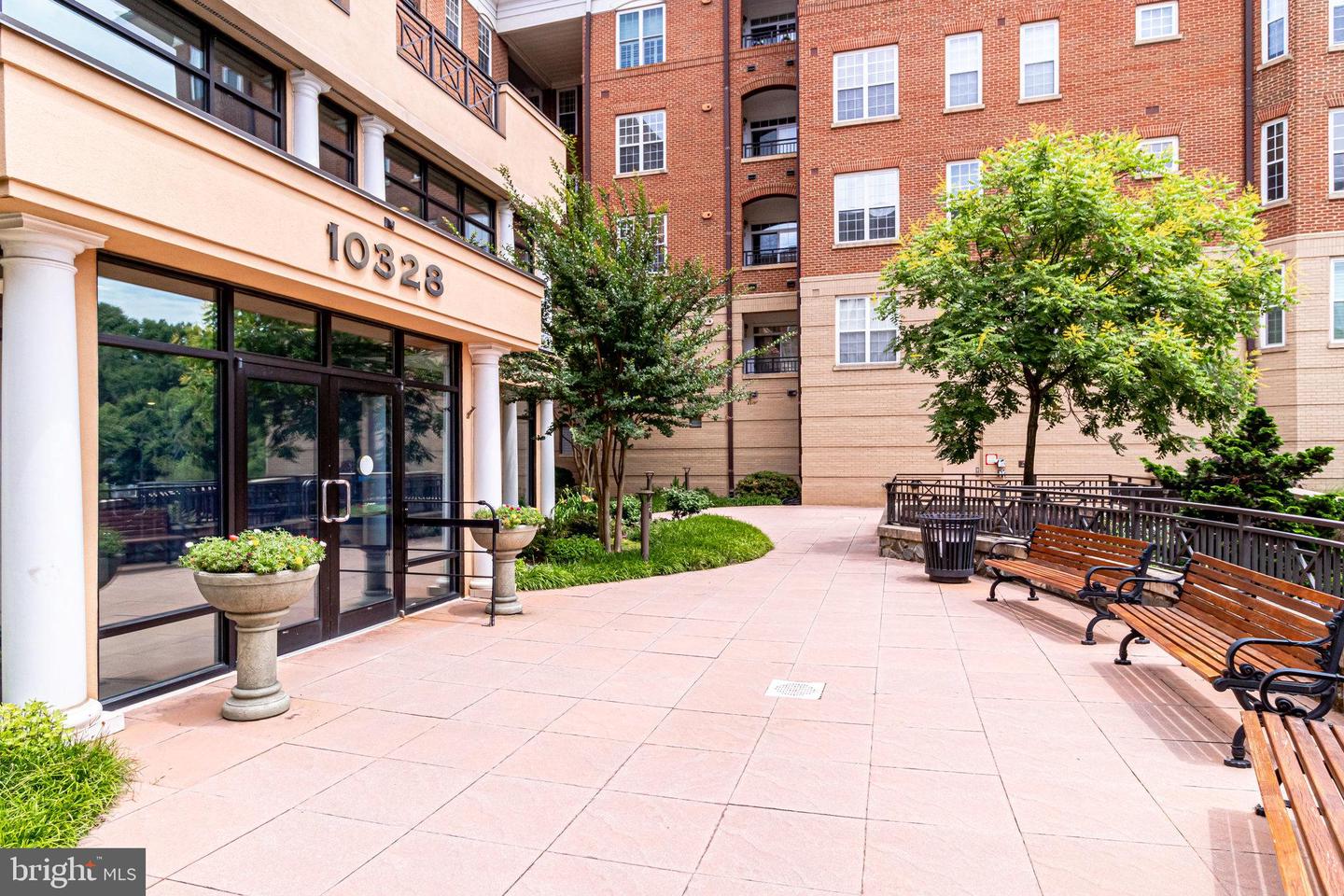 10328 Sager AVENUE Unit: 203