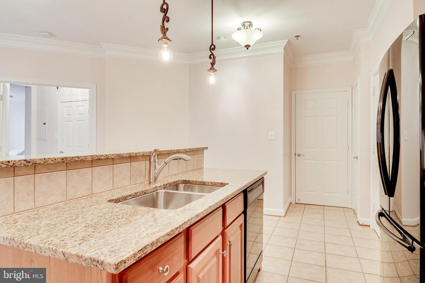 10328 Sager AVENUE Unit: 203