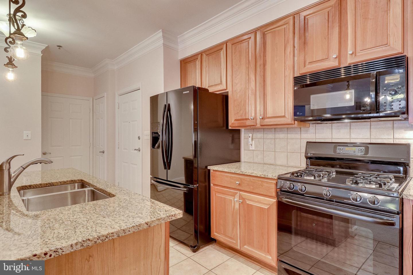 10328 Sager AVENUE Unit: 203