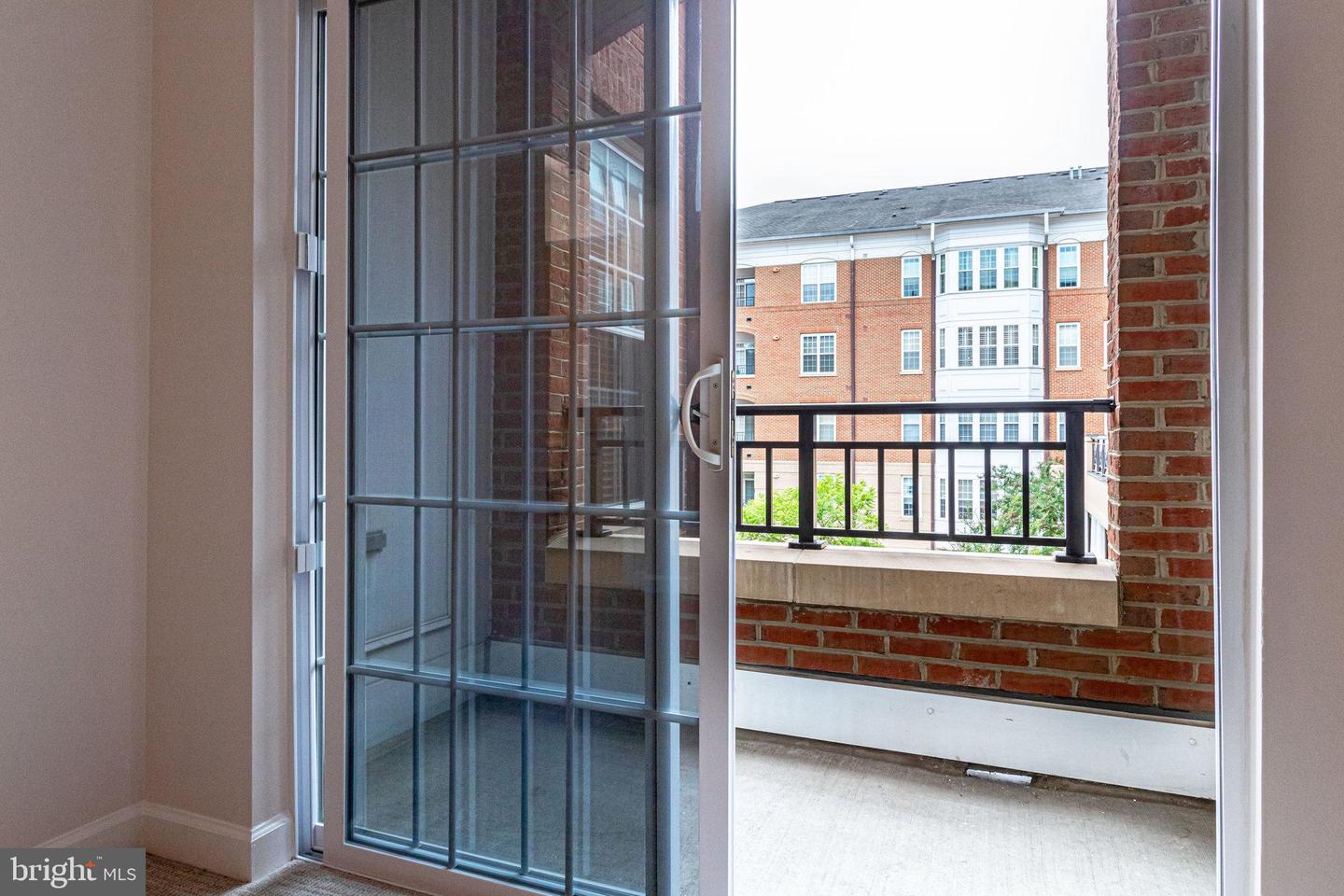 10328 Sager AVENUE Unit: 203