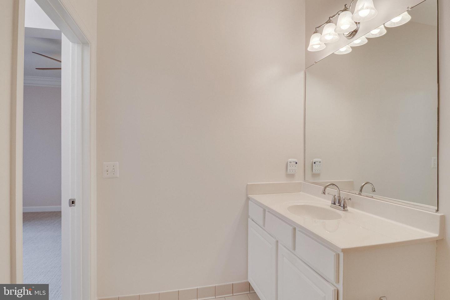 10328 Sager AVENUE Unit: 203