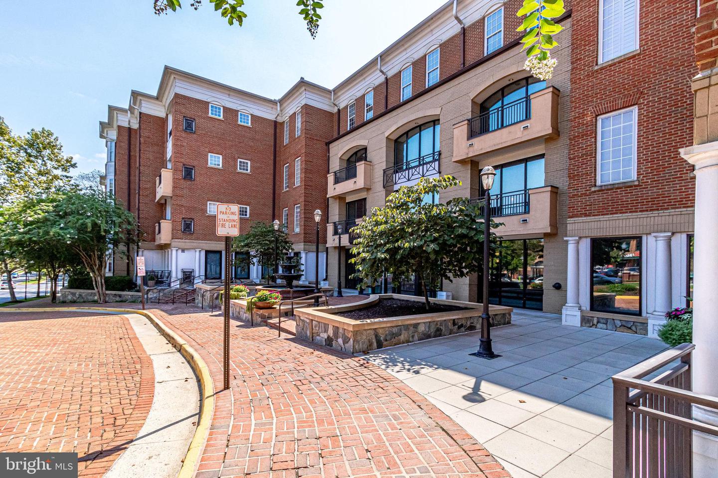 10328 Sager AVENUE Unit: 203