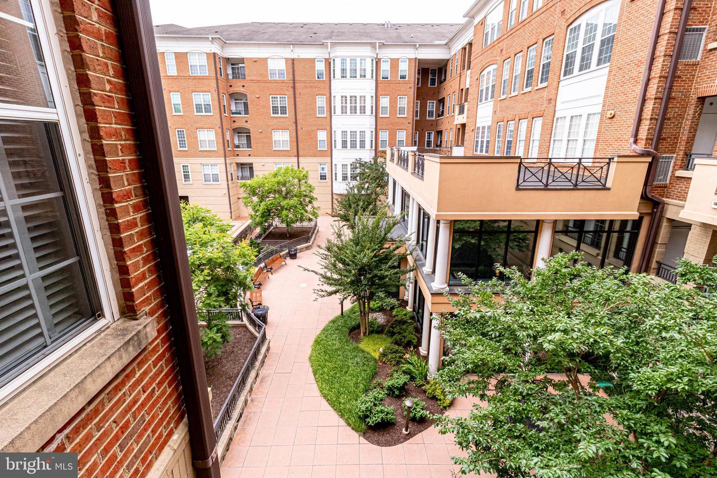 10328 Sager AVENUE Unit: 203