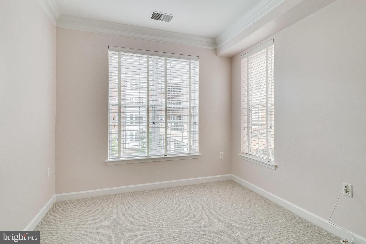 10328 Sager AVENUE Unit: 203