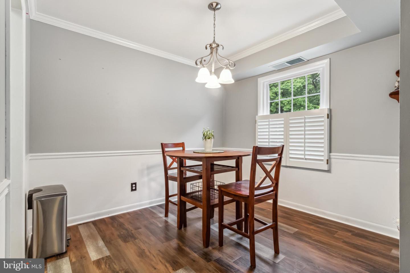 3814 Lyndhurst DRIVE Unit: 201