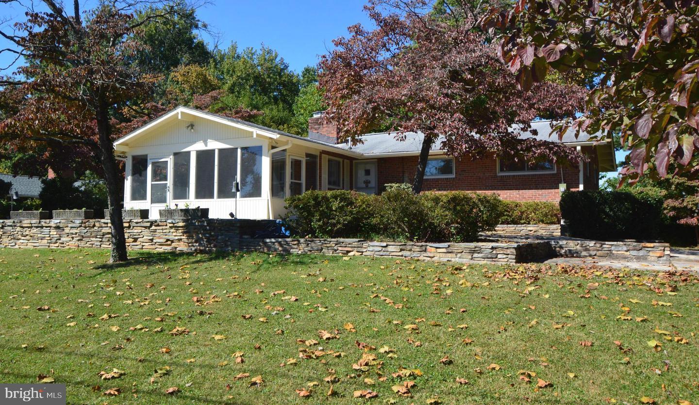 3517 Old Post ROAD