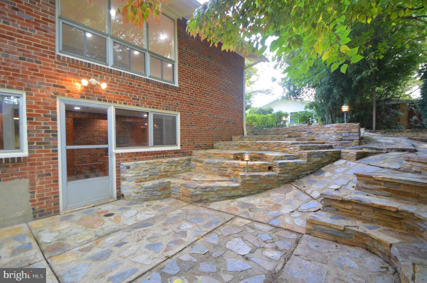 3517 Old Post ROAD