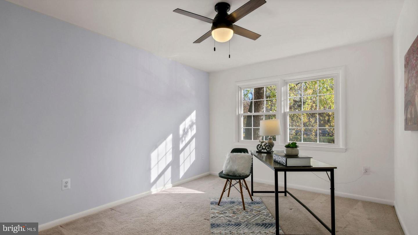 9447 Fairfax BOULEVARD Unit: 204