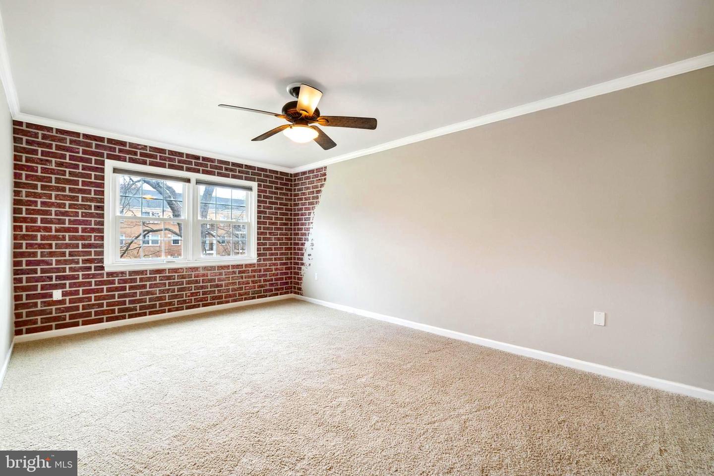 9461 Fairfax BOULEVARD Unit: 203
