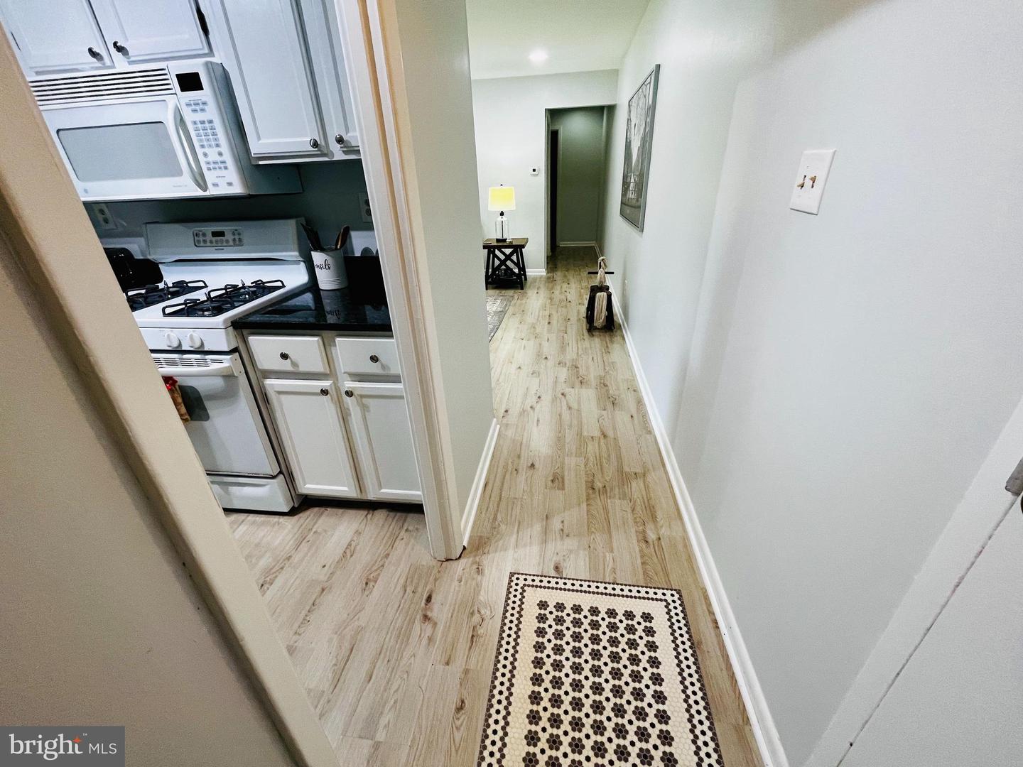 3890 Lyndhurst DRIVE Unit: 103