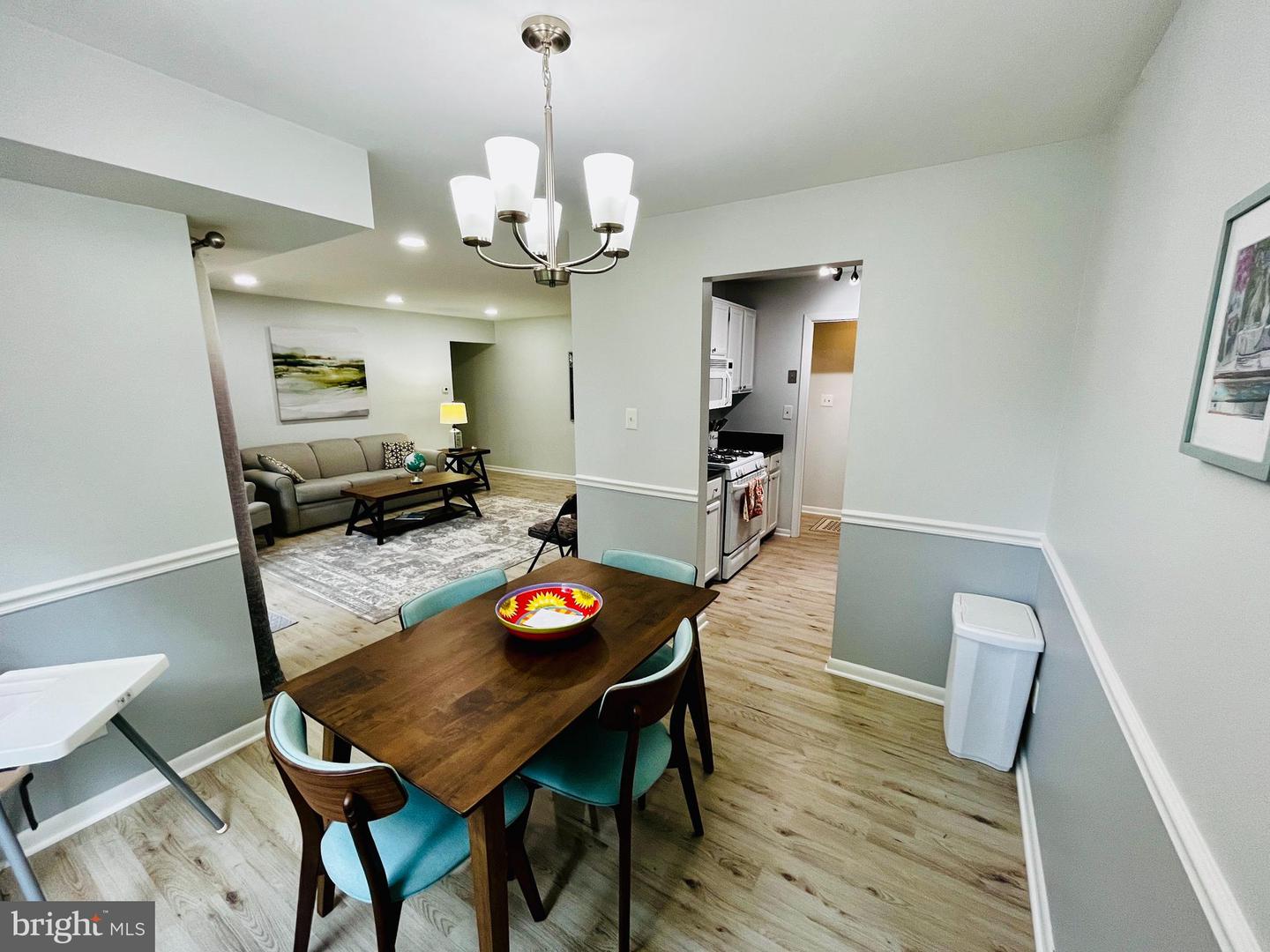 3890 Lyndhurst DRIVE Unit: 103