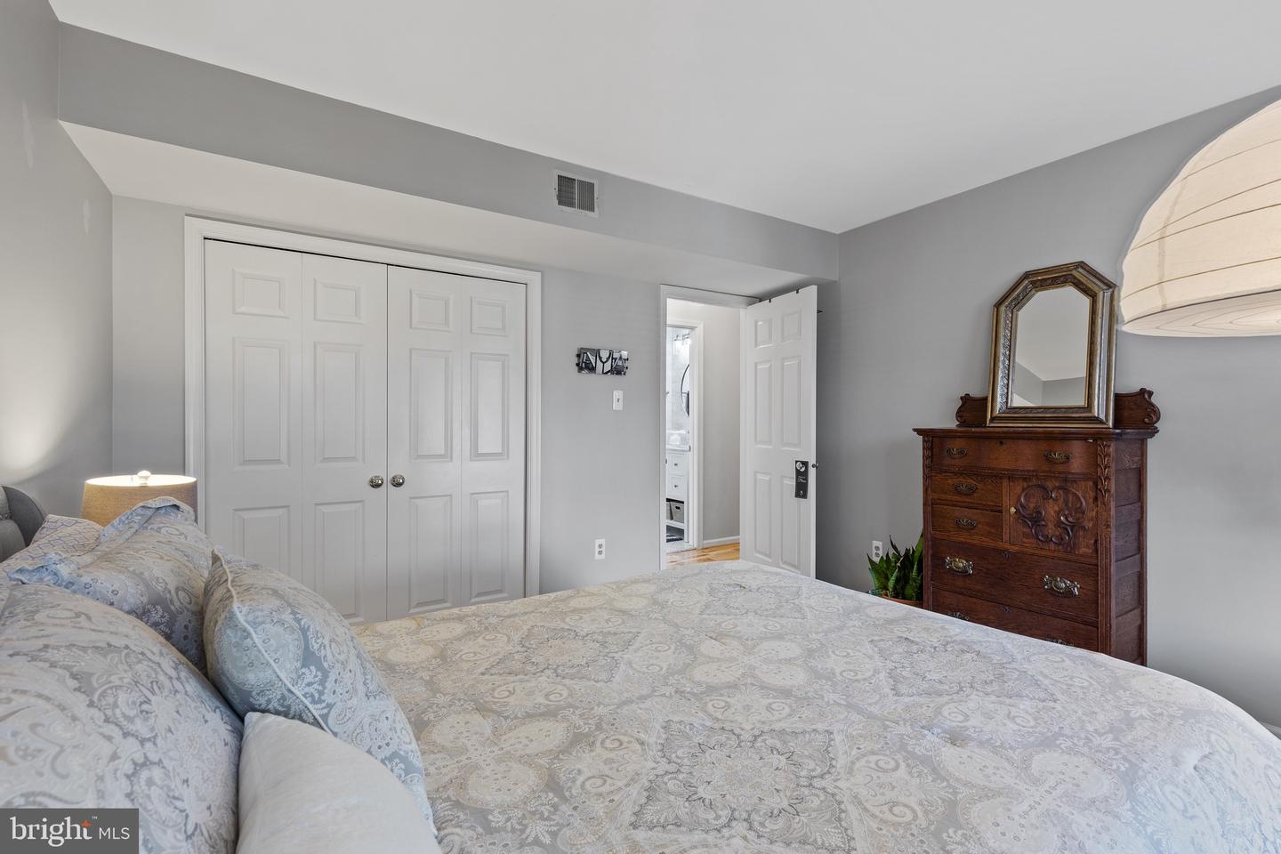10432 Breckinridge LANE