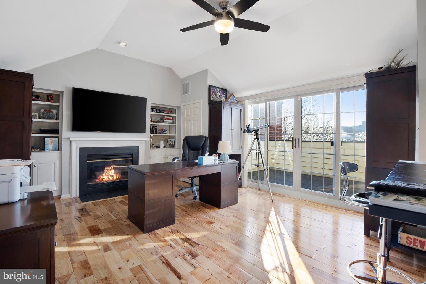 10432 Breckinridge LANE