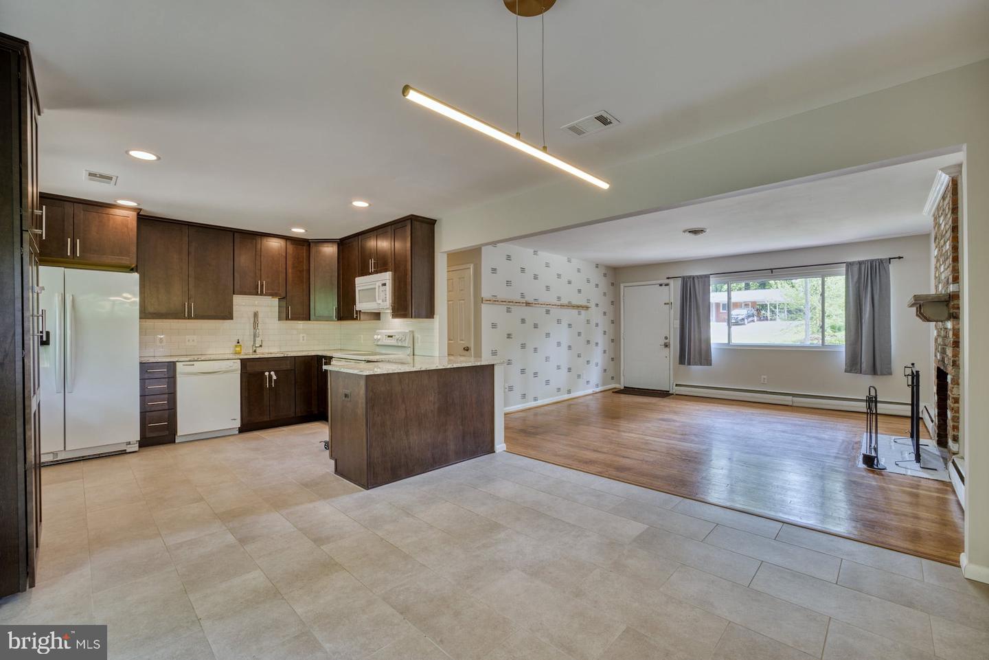 10120 Spring Lake TERRACE