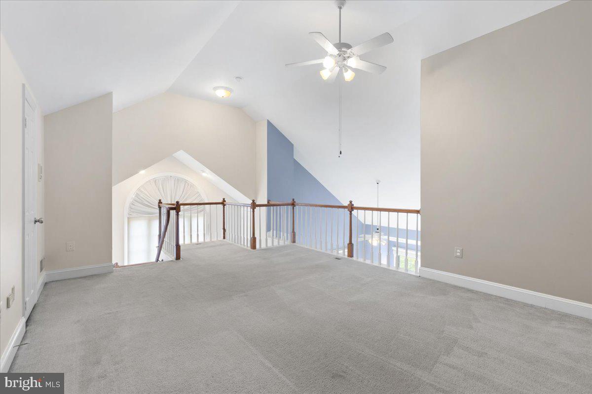 10411 Breckinridge LANE