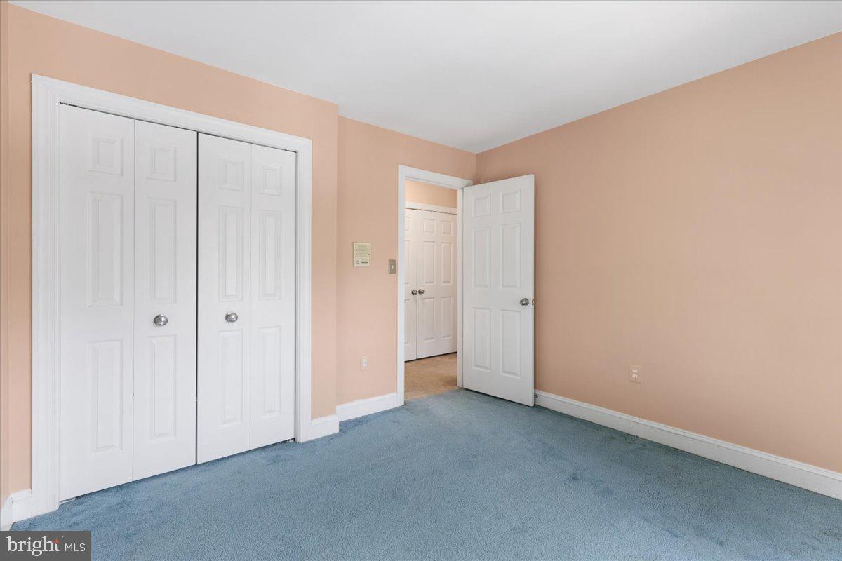 10411 Breckinridge LANE