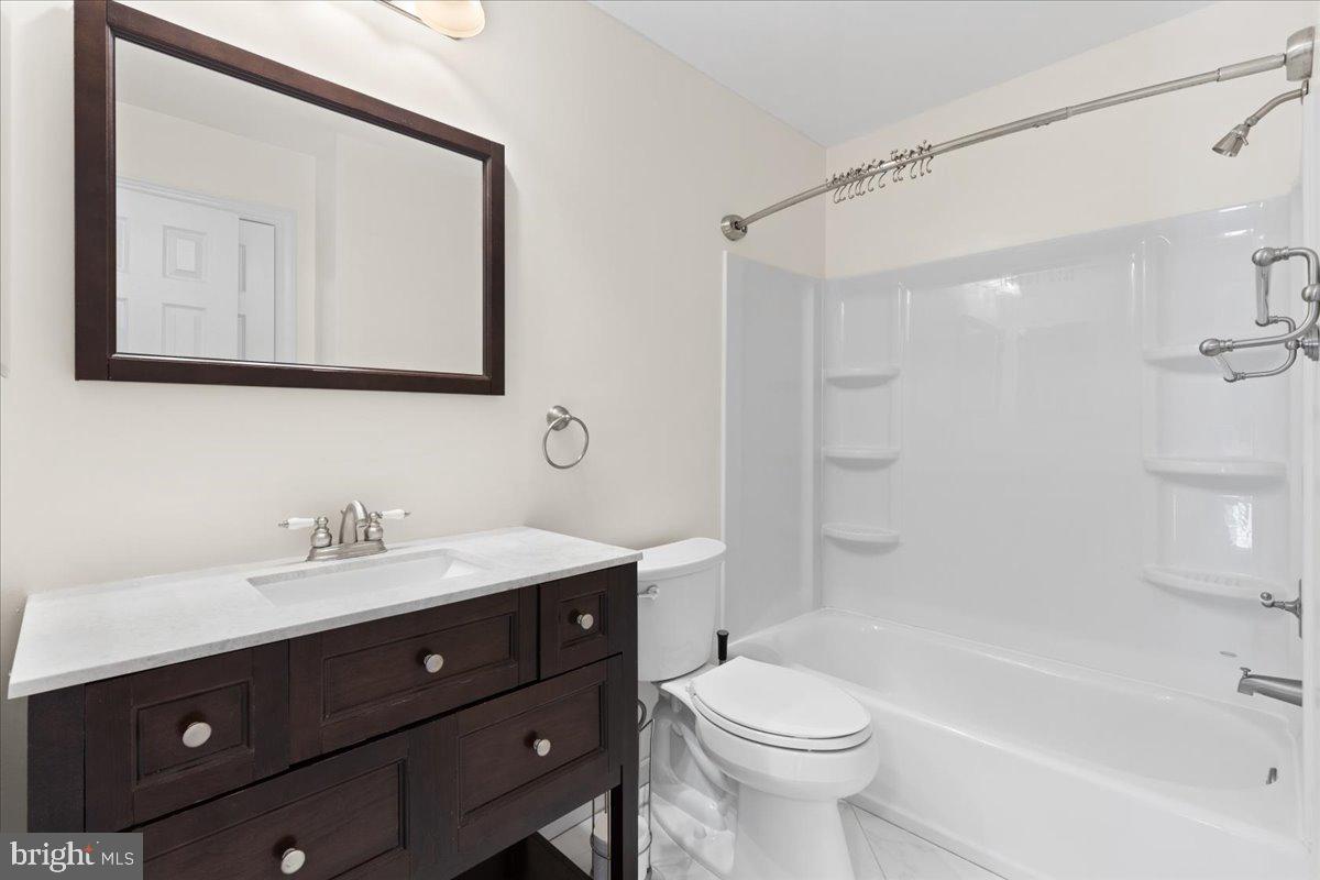 10411 Breckinridge LANE