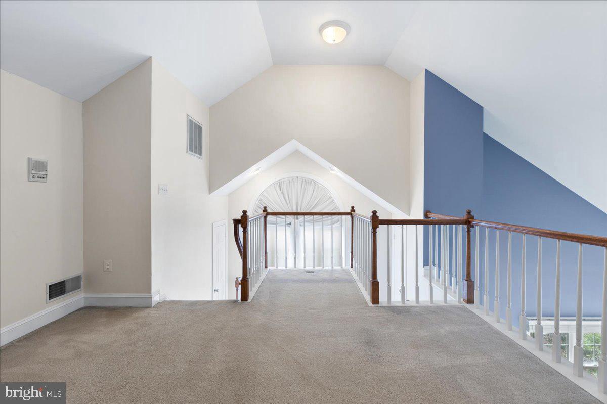 10411 Breckinridge LANE