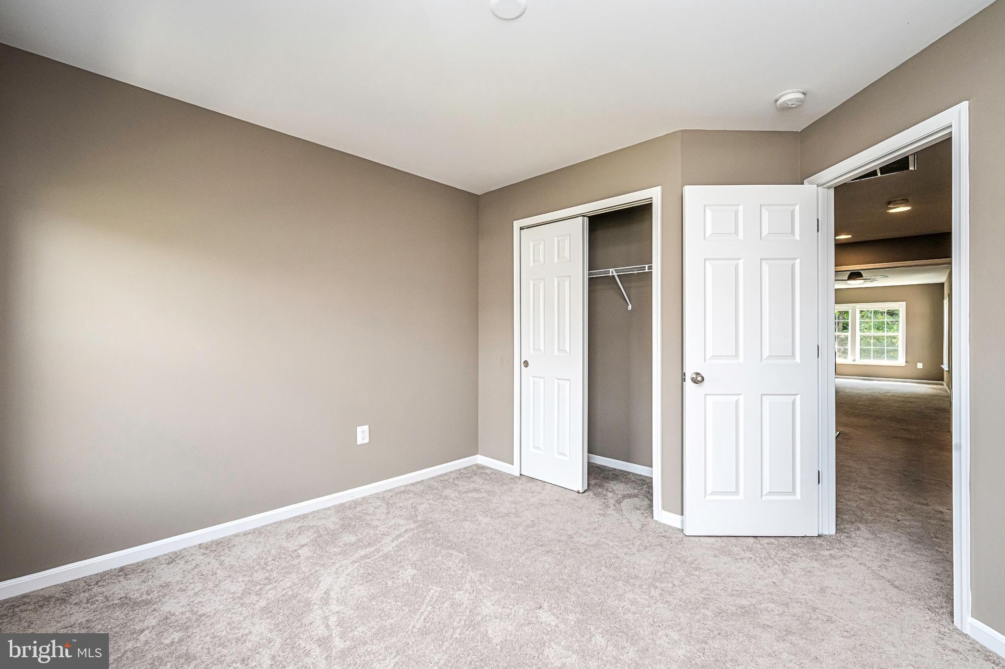 10611 Royal Mews