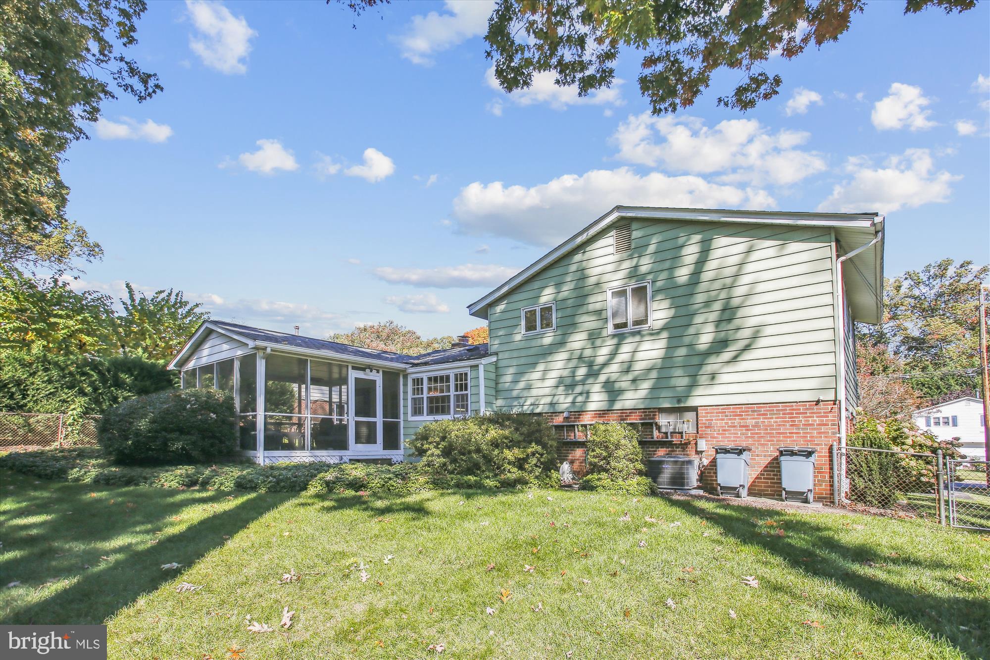 3535 Country Hill Dr