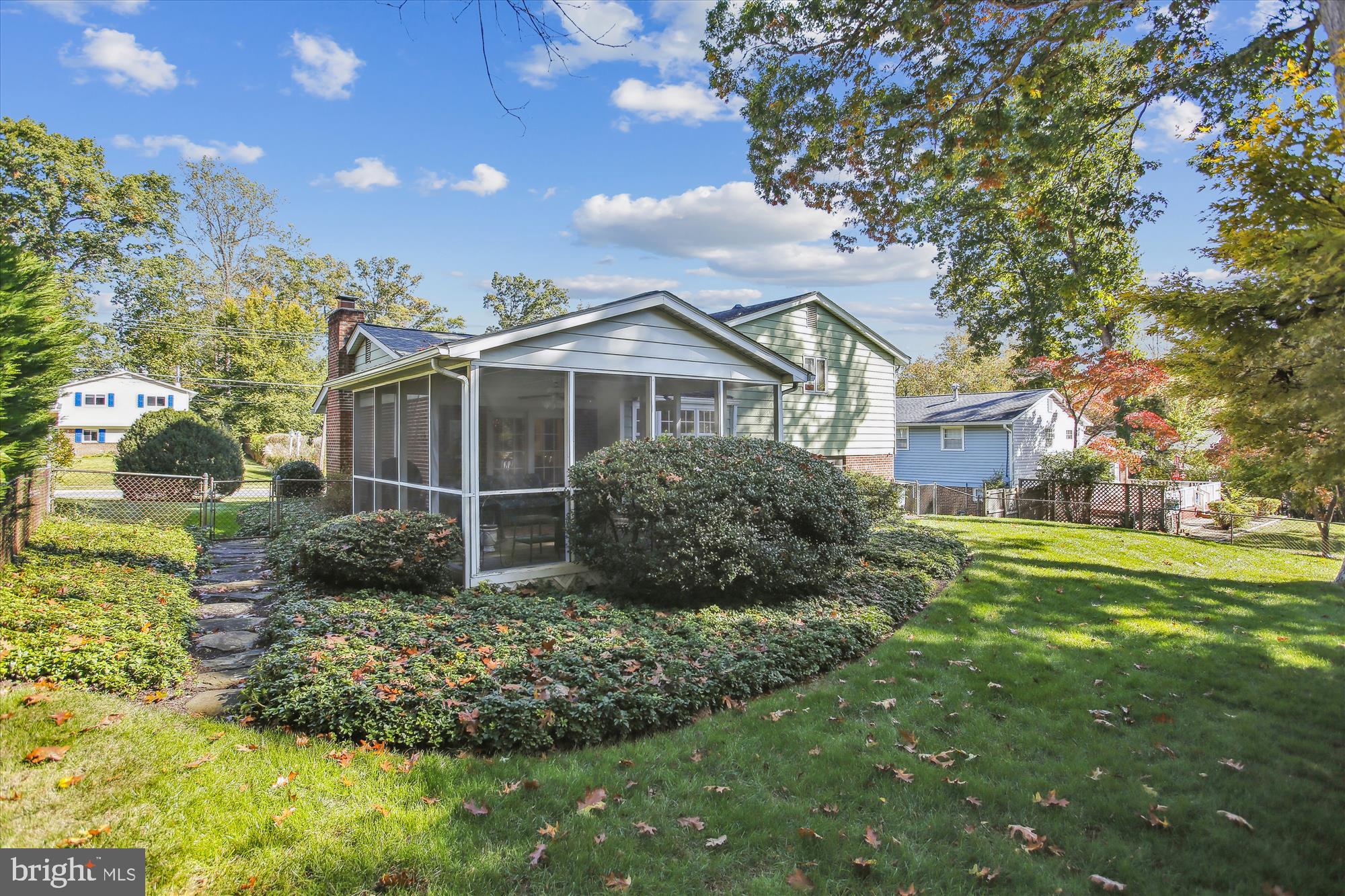 3535 Country Hill Dr