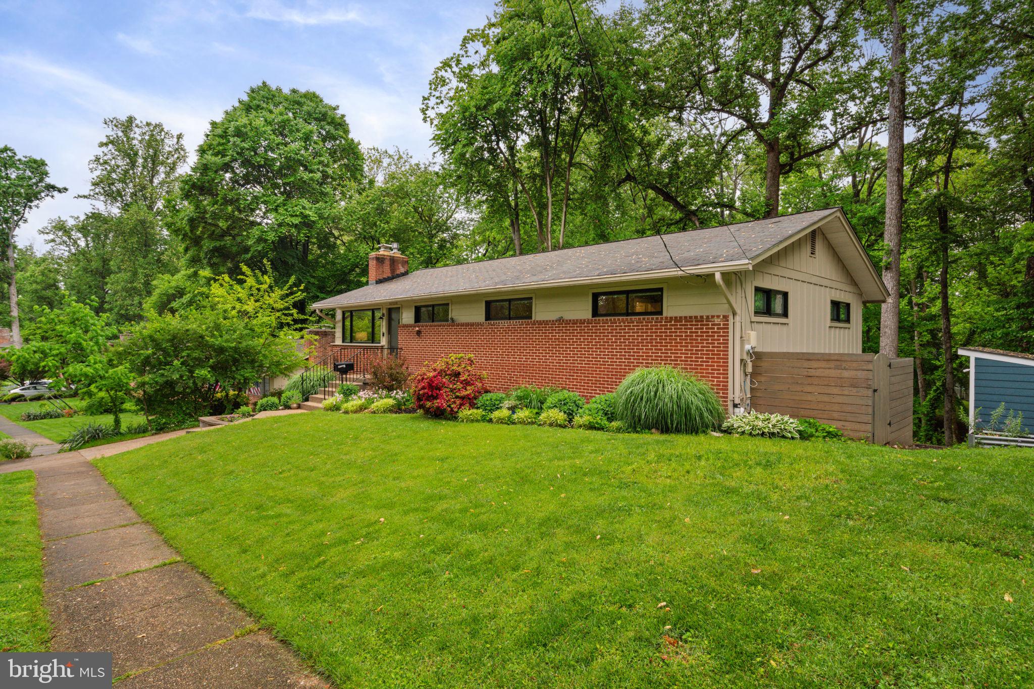10124 Spring Lake Ter