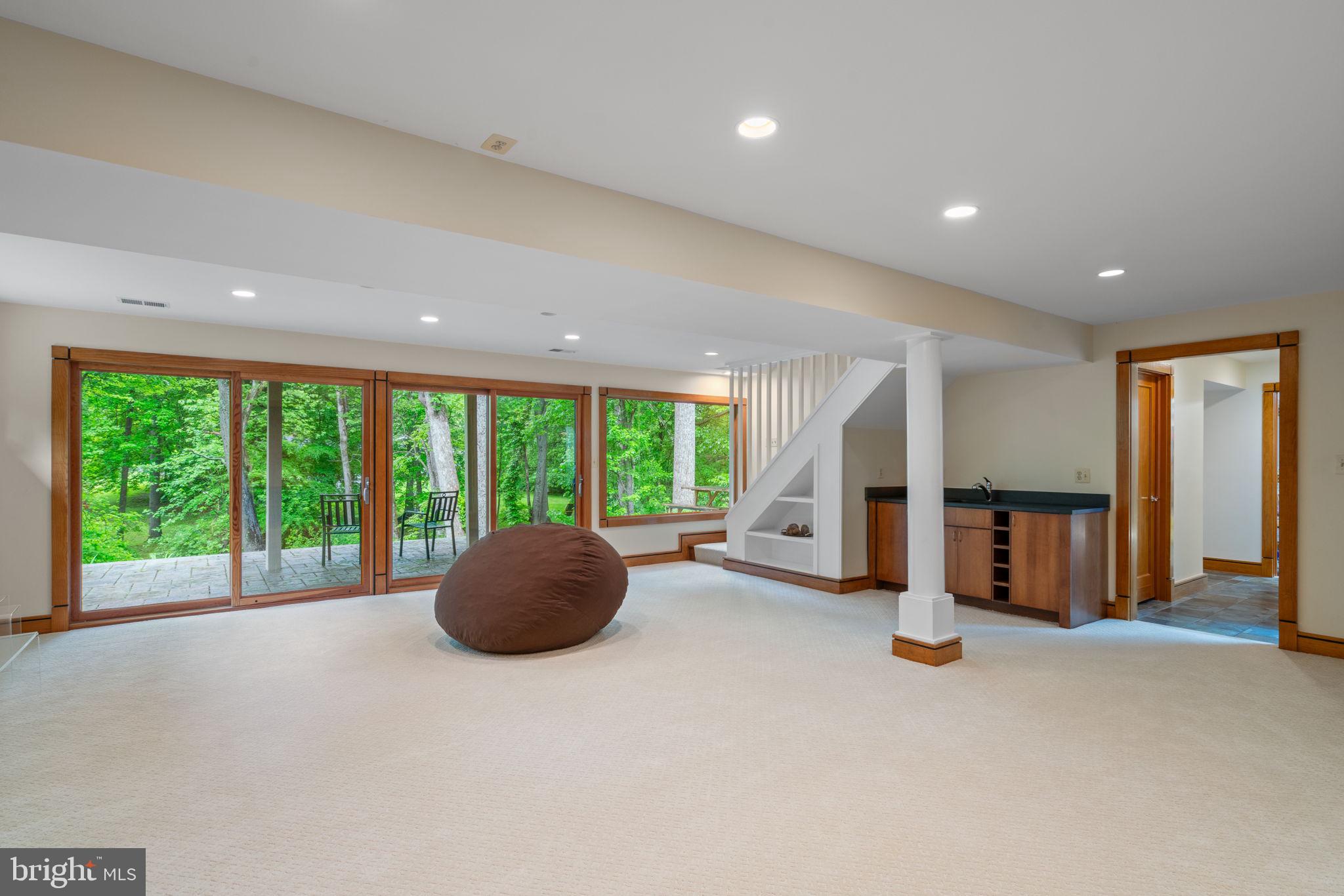 10124 Spring Lake Ter
