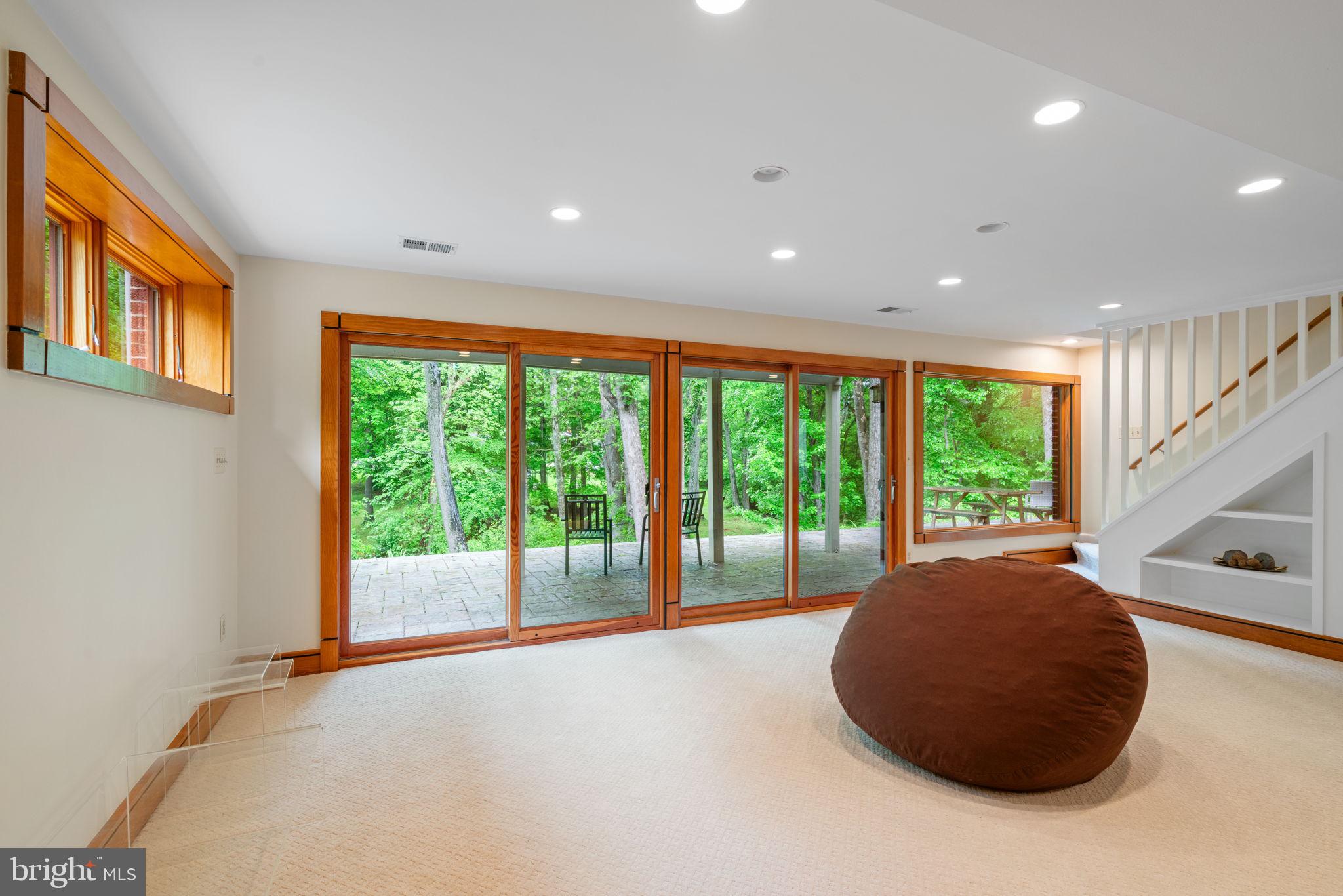 10124 Spring Lake Ter
