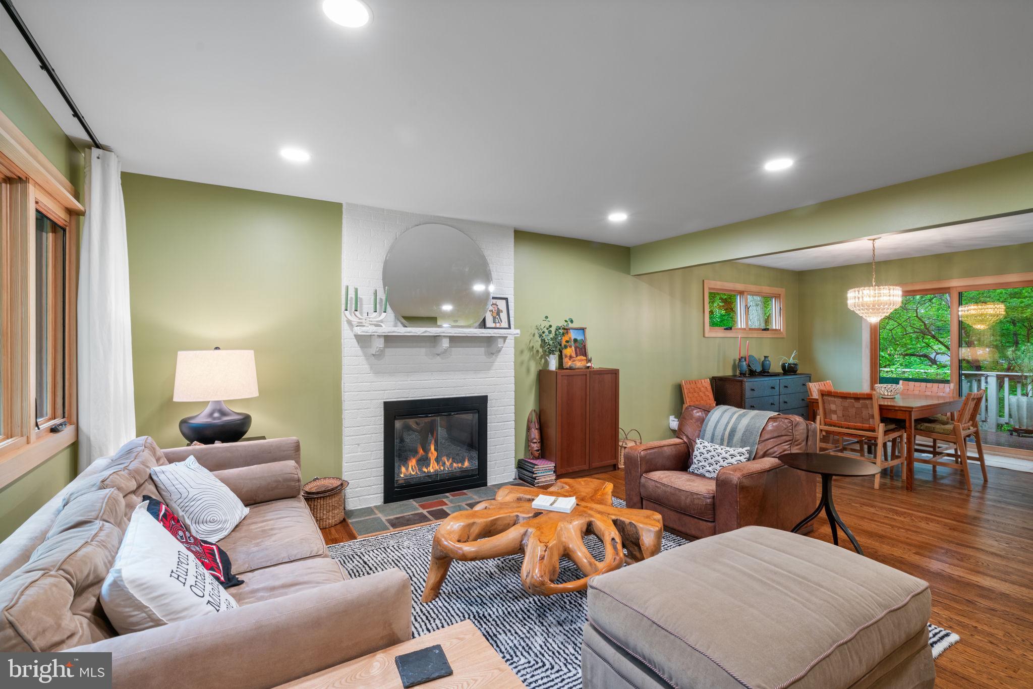 10124 Spring Lake Ter