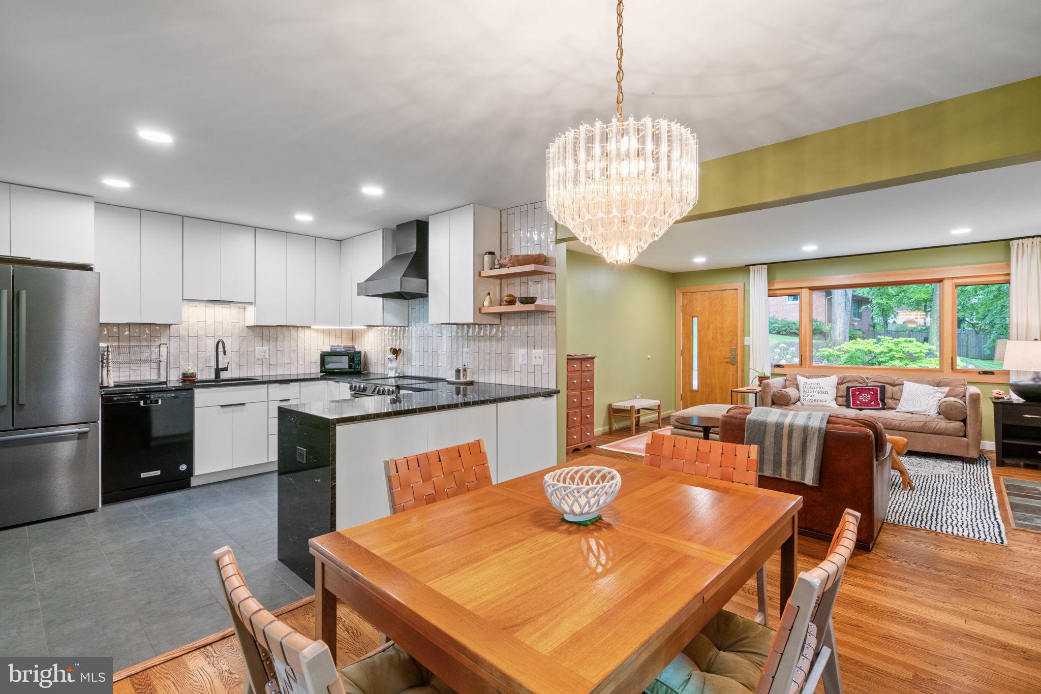 10124 Spring Lake Ter