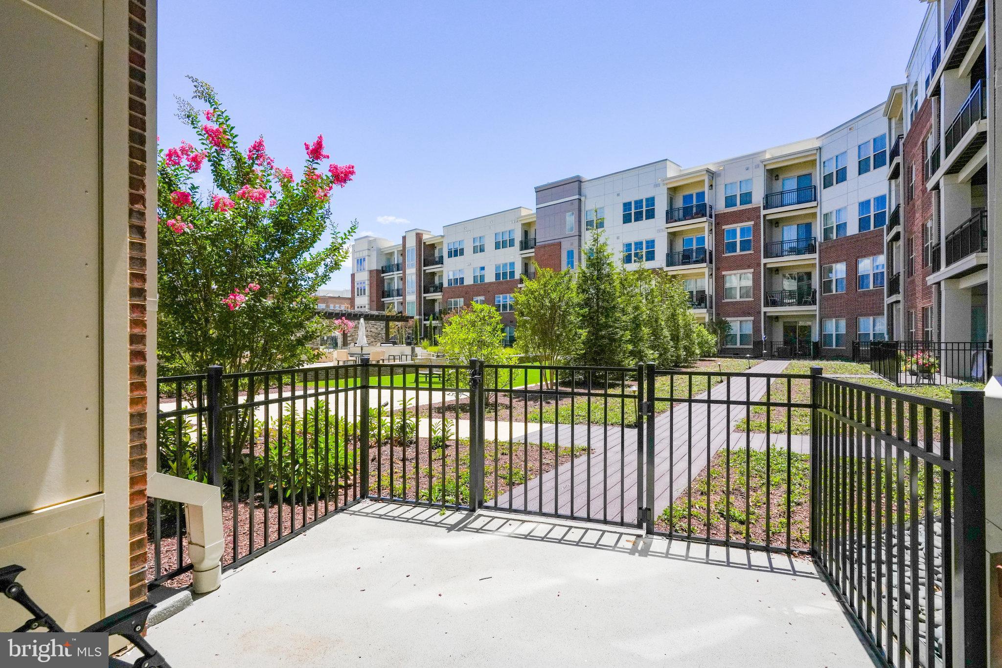 10755 Fairgrounds Dr #121