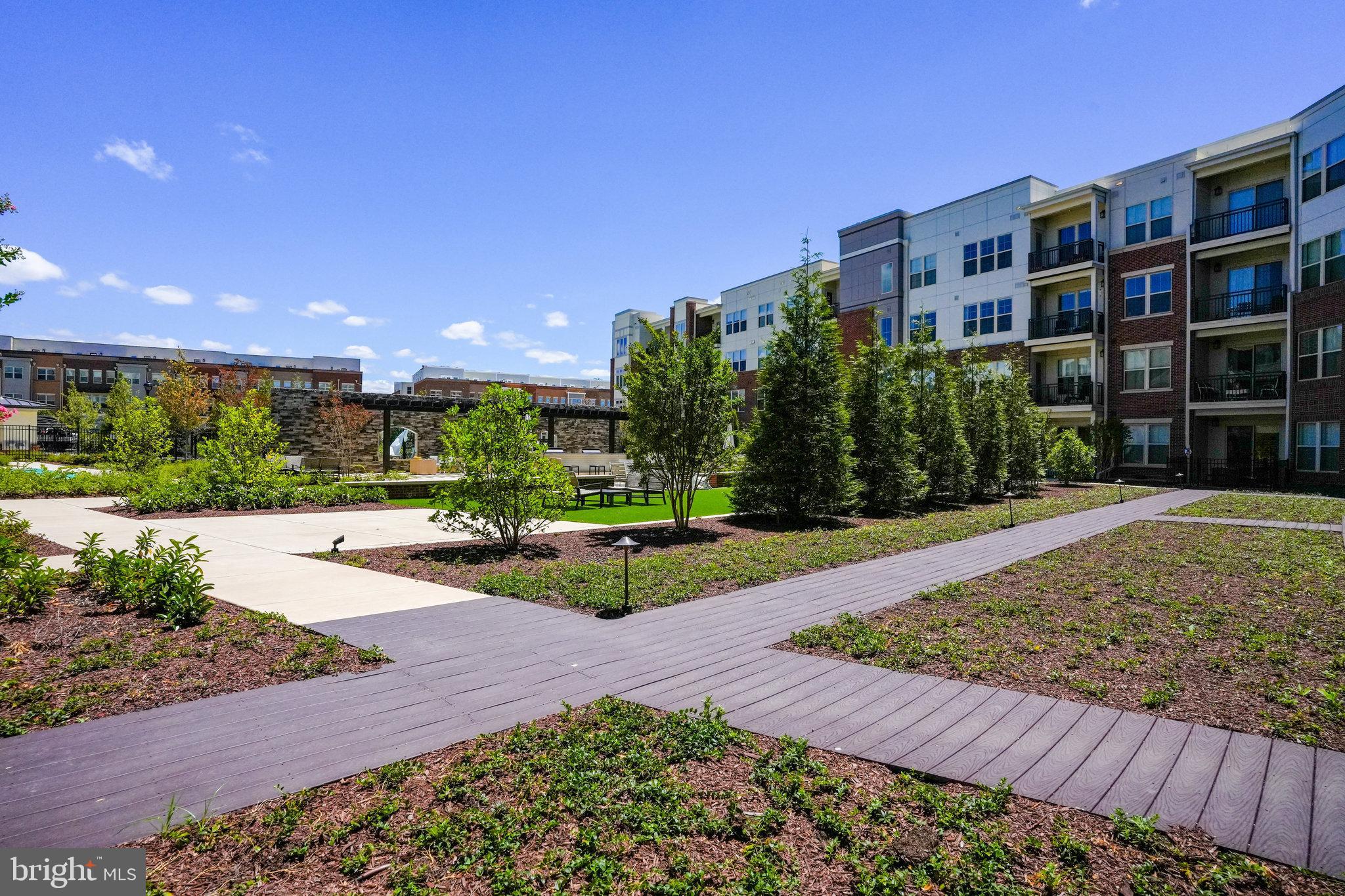 10755 Fairgrounds Dr #121