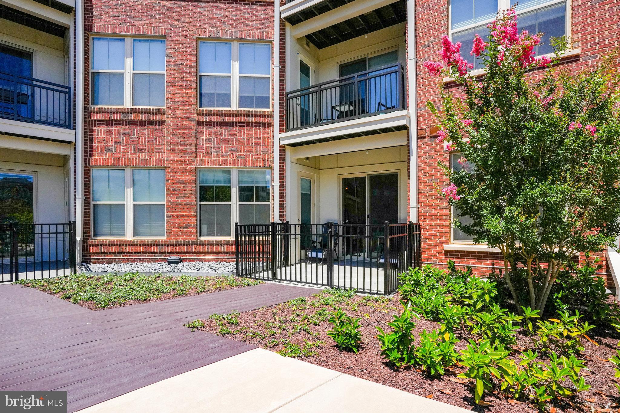10755 Fairgrounds Dr #121