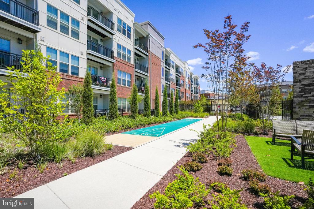 10755 Fairgrounds Dr #121