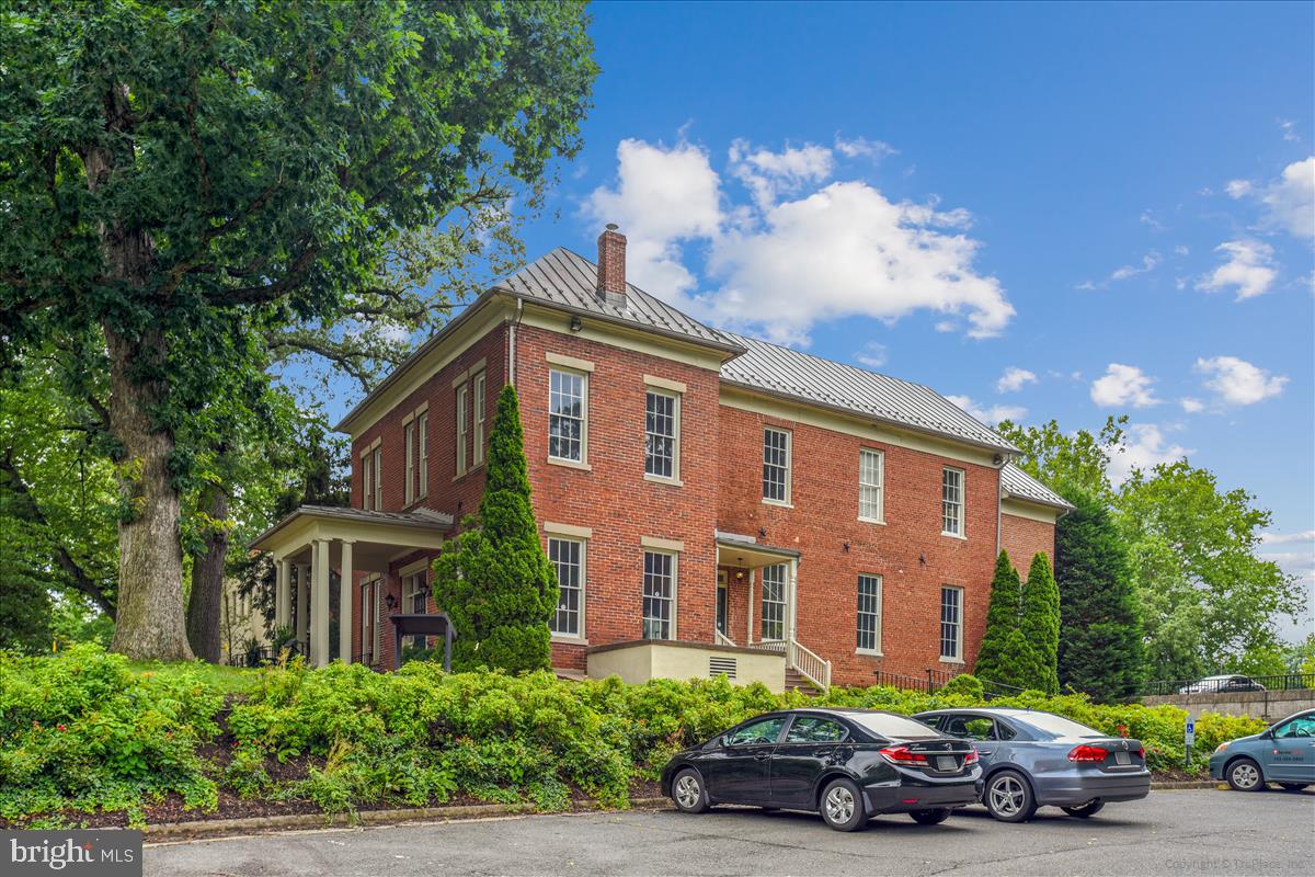 3605 Colony Rd
